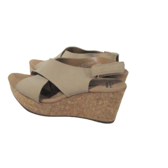 clarks sandals collection